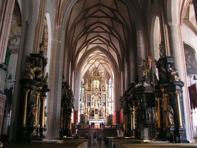 salzburg-mondsee-churchinterior